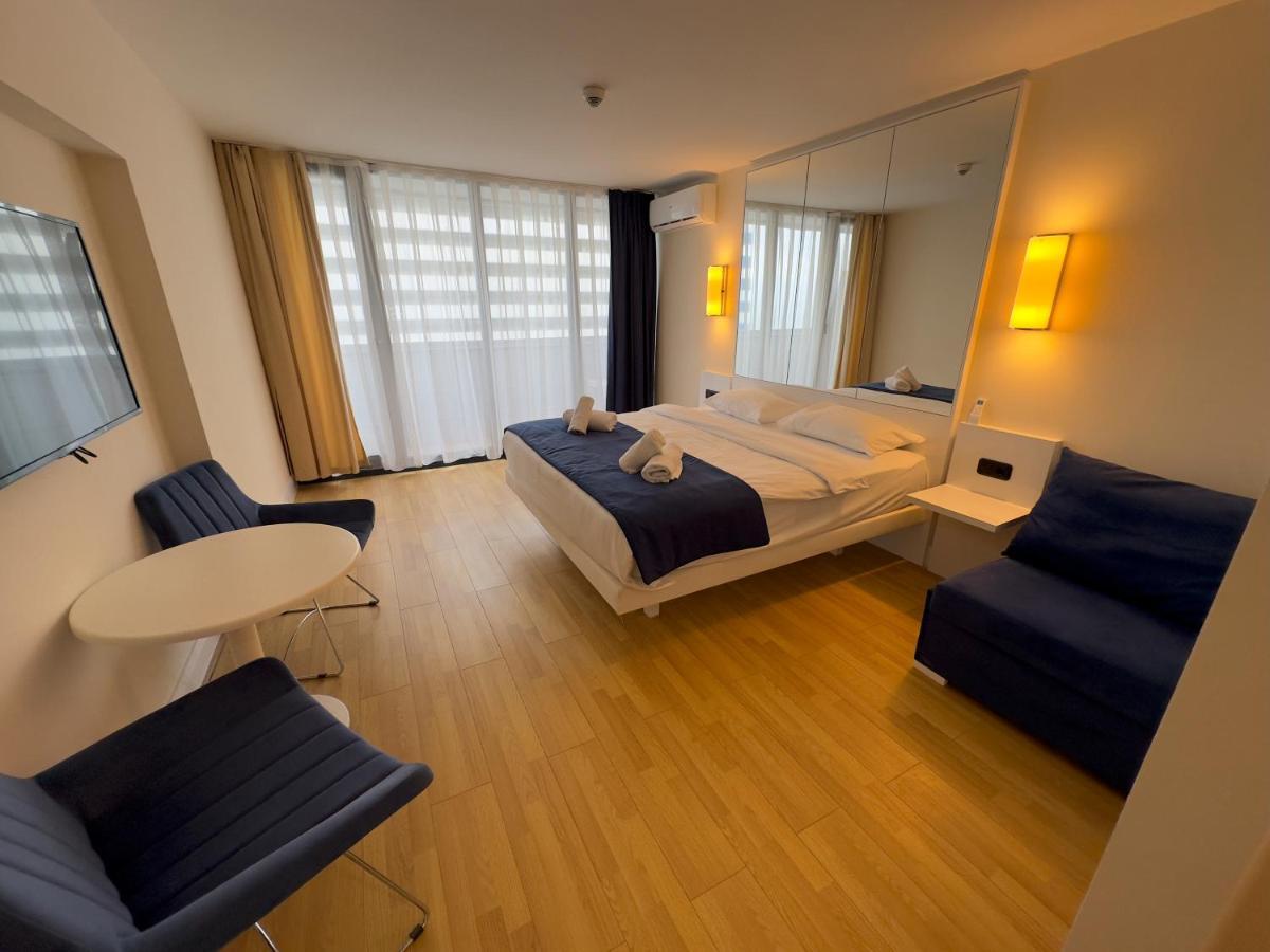 Orbi City Block Superior Class Apartments Батумі Екстер'єр фото