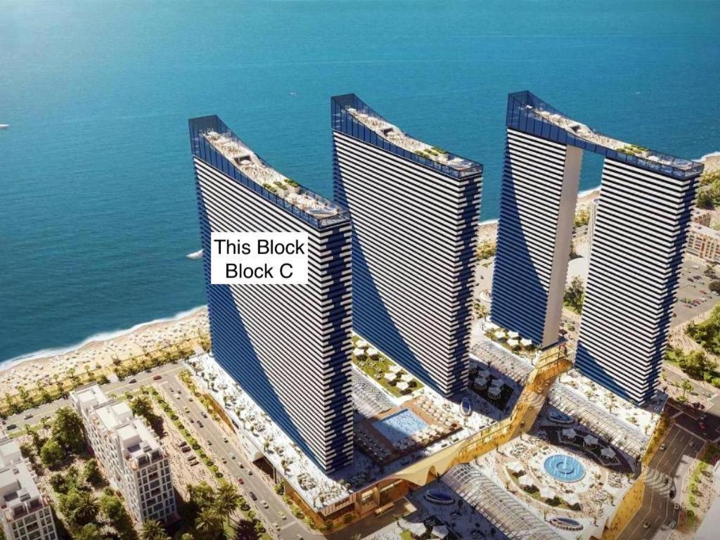 Orbi City Block Superior Class Apartments Батумі Екстер'єр фото